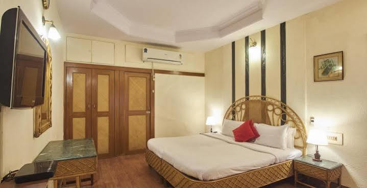 Juhu Hotel Bombay Esterno foto